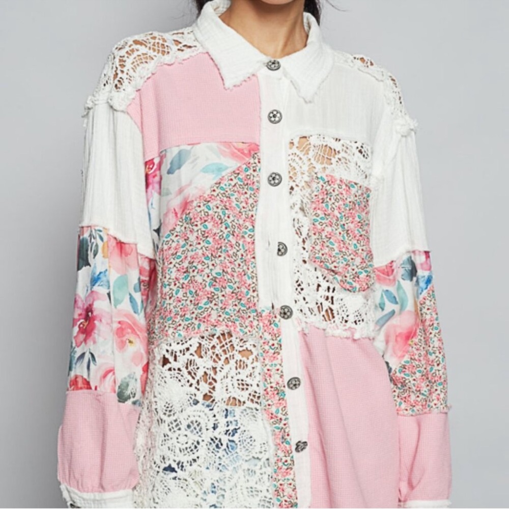 Pol Pink And White Button Down Patchwork Lace Flo… - image 2